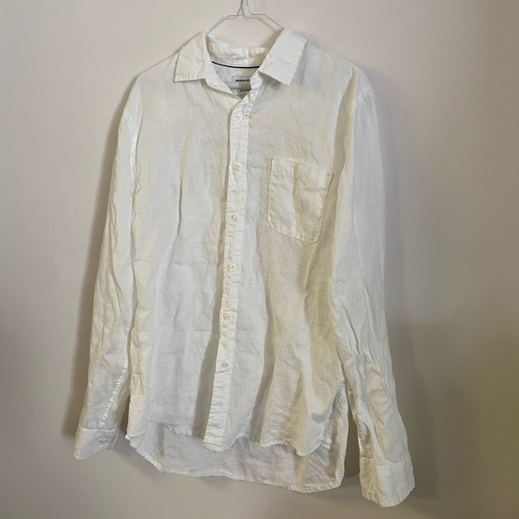 White Linen Long-Sleeve Button-Up Shirt - Picture 4 of 11